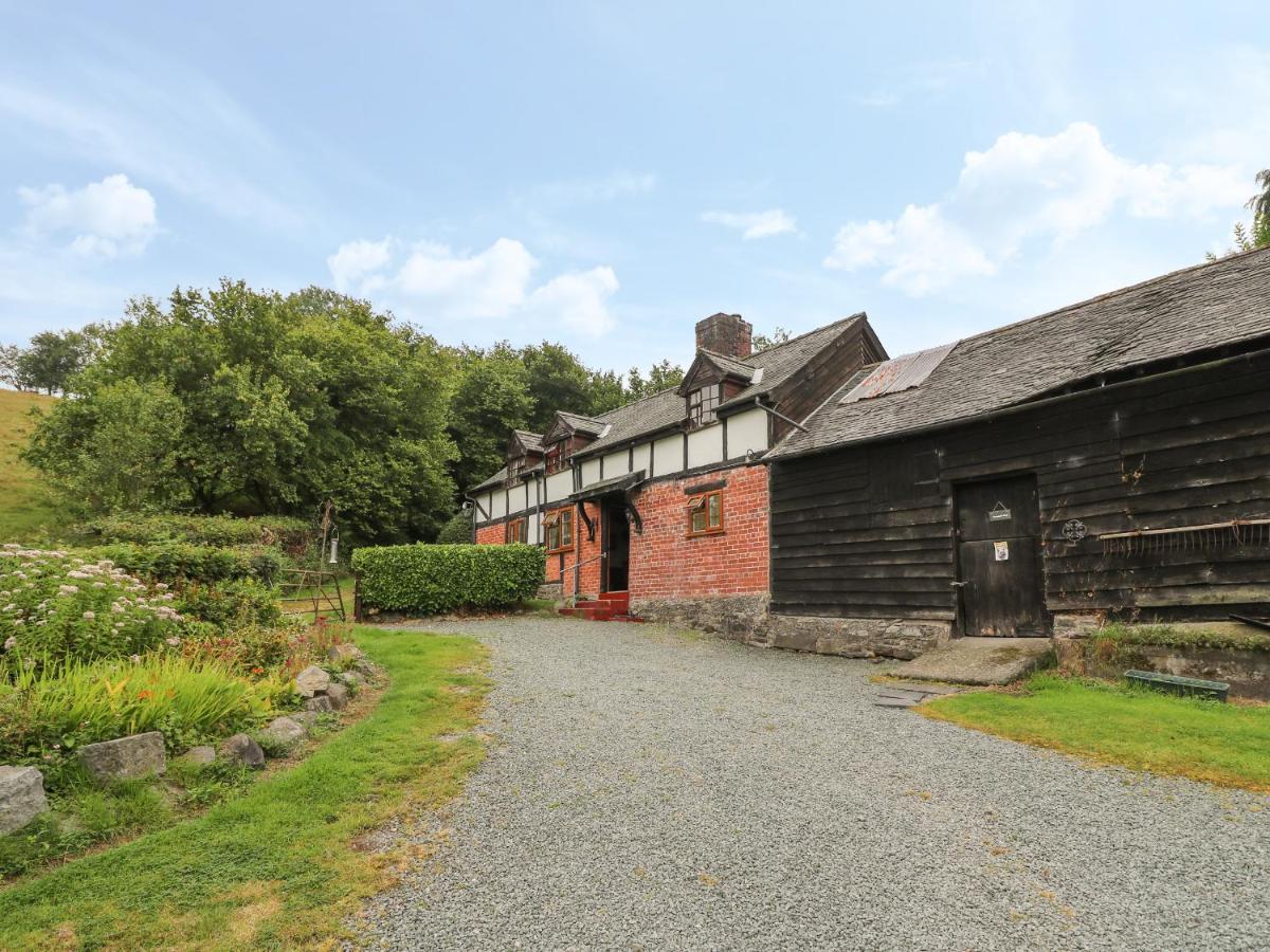 Caerau Farm House Llanidloes Exterior photo